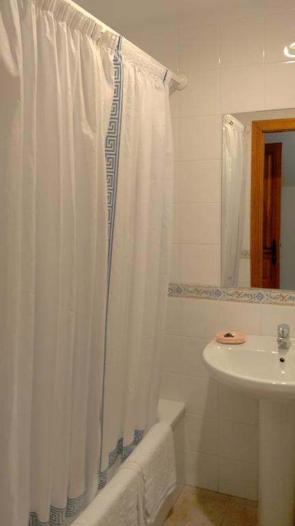 Hostal Pineda Cervera De Pisuerga Kamer foto
